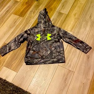 Under Armour Youth Camo Scent Control ArmourFleece Hoodie (Mossy Oak Treestand)